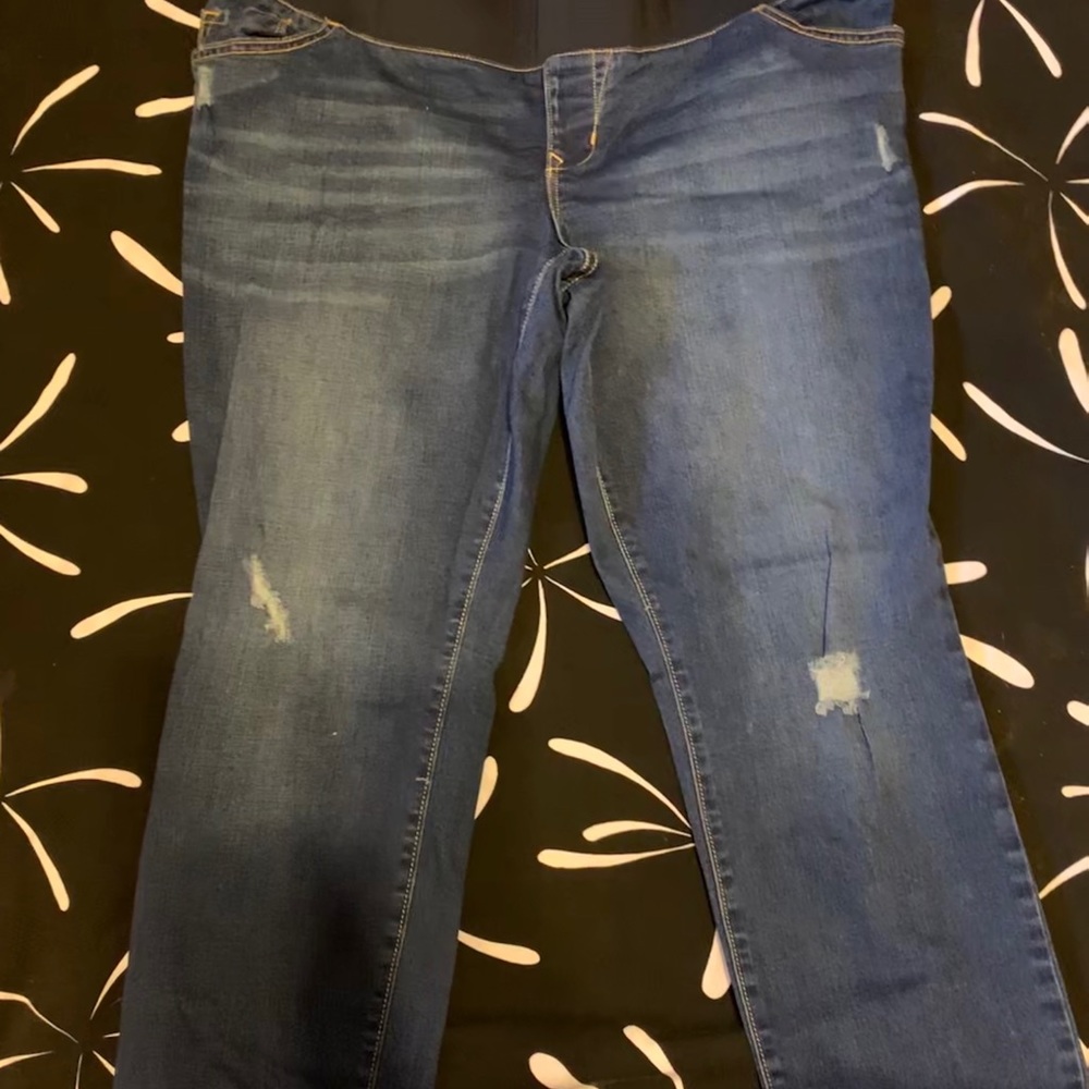Maternity Jeans Low Rise Knit Panel - Picture 3 of 3
